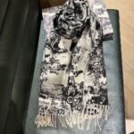 DIOR 59% cashmere, 41% wool   Christian Dior scarf - Image 7