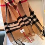 Burberry scarf 35x180cm - Image 6
