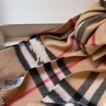 Burberry scarf 35x180cm - Image 4