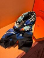 Hermès cashmere scarf 100% selected pure cashmere Official website 1:1 version, high-end scarf 110X200CM - Image 5