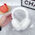 Dior autumn and winter all-match earmuffs fiber fur super warm - Image 7