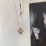 Van Cleef & Arpels Champagne gold four-leaf clover necklace - Image 3