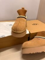 UGG Winter Snow Boots with Sock-like Fit - Image 8