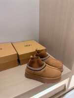 UGG Winter Snow Boots with Sock-like Fit - Image 6