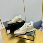 Chanel autumn and winter plus velvet casual shoes - Image 23