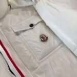 Moncler Solid color hooded short warm down jacket - Image 9