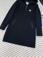 Moncler New autumn and winter hat print logo embellished dress - Image 8