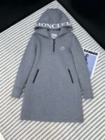 Moncler New autumn and winter hat print logo embellished dress - Image 3