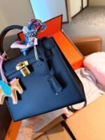 Hermès bag first layer cowhide material 25x19cm - Image 3