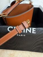 Celine Small Smooth Cowhide Leather Handbag Cowhide Material Premium Edition Bag Size: 16x19x12cm - Image 5
