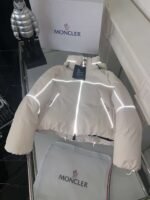 Moncler New Autumn and Winter Klais Women’s Stand Collar Short Down Jacket Reflective down jacket - Image 11