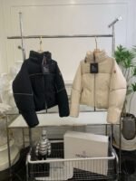 Moncler New Autumn and Winter Klais Women’s Stand Collar Short Down Jacket Reflective down jacket - Image 4
