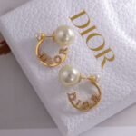 DIOR Pearl Earrings CD  Premium Edition - Image 4