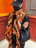 Hermès double-sided cashmere square scarf  Premium 140x140cm - Image 4