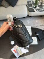 Chanel Handbag 18cm - Image 14