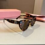 miumiu New style sunglasses cat glasses - Image 9