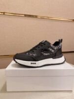DIOR new sneakers are available at the same counter - Image 11