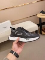 DIOR new sneakers are available at the same counter - Image 9