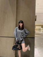 miumiu striped T-shirt set. - Image 7