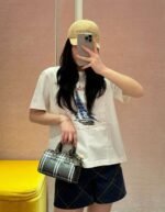 Burberry 2025 Spring and Summer New Three-Dimensional Bubble Short-Sleeved T-Shirt Premium Edition - Image 4