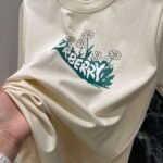 Burberry 2025 Spring/Summer New Printed Short Sleeve T-shirt with Daisy Print on Chest Premium 100% cotton - Image 11