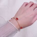 Bulgari Double-Sided Shell Agate Four-Flower Bracelet Premium Edition - Image 4