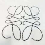 Loewe logo embroidered round neck short sleeves - Image 9