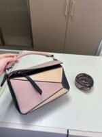 Loewe Geometric Bag Women’s Day Benefit Edition - Image 7