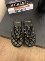 Chanel’s new summer slippers are available in three colors - Image 2