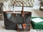 GOYARD Shopping Bag 34x27cm