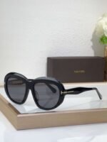 Tom Ford Sunglasses Premium Edition SIZE: 62-12-140 - Image 5