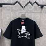 BURBERRY Hollow Warhorse LOGO logo three-dimensional glue dripping process 330g round neck short sleeve high quality T-shirt - Image 9