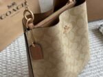 Coach’s new Mollie bucket bag 20x22cm high quality - Image 9
