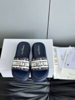 DIOR latest ultra-light letter beach thick-soled slippers advanced version of high-quality slippers - Image 11
