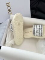 DIOR latest ultra-light letter beach thick-soled slippers advanced version of high-quality slippers - Image 10