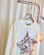 DIOR limited edition five-star floral embroidered cashmere long-sleeved top - Image 10