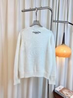 DIOR limited edition five-star floral embroidered cashmere long-sleeved top - Image 9