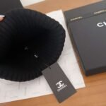 Chanel autumn and winter knitted hat - Image 12