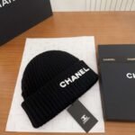 Chanel autumn and winter knitted hat - Image 11