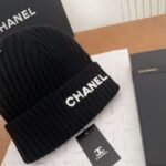 Chanel autumn and winter knitted hat - Image 7