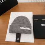 Chanel autumn and winter knitted hat - Image 5