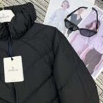 Moncler New stand-collar down jacket with classic sleeve patch detail and filled with 90% white goose down.Premium down jacket (advanced version) - Image 11