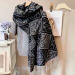 Loewe Autumn/Winter Knitted Scarf Size: 65x180cm - Image 2