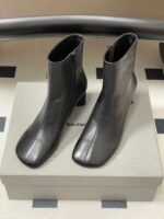 Balenciaga runway style square-toe ankle boots, premium version made of sheepskin leather.Heel height: 6.5cm - Image 3