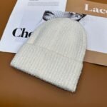miumiu New autumn and winter knitted hats - Image 5