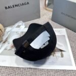 Balenciaga baseball cap with letters - Image 2