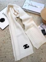 CHANEL knitted wool blend hat and scarf set - Image 14