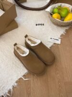 UGG winter new casual short boots snow boots unisex wool integrated shoes - Image 3