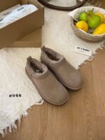 UGG winter new casual short boots snow boots unisex wool integrated shoes - Image 2
