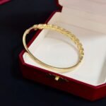 Cartier diamond bracelet high-end version V gold material - Image 12